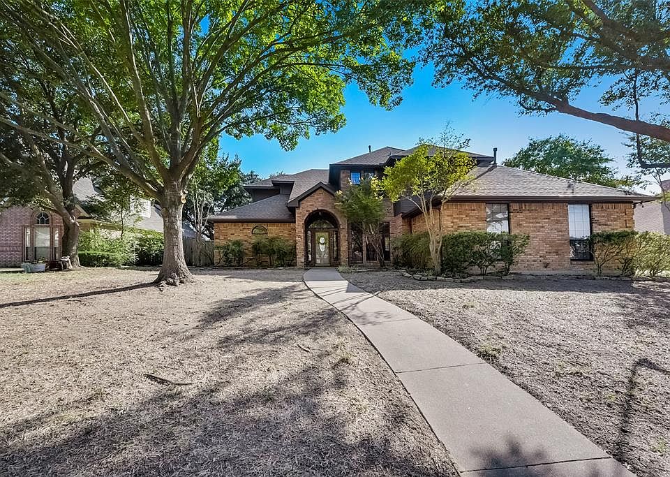 1st image of 110 Paige Ln