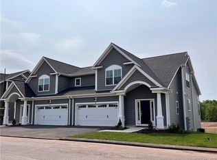 33 Soderman Way #33, Cheshire, CT 06410