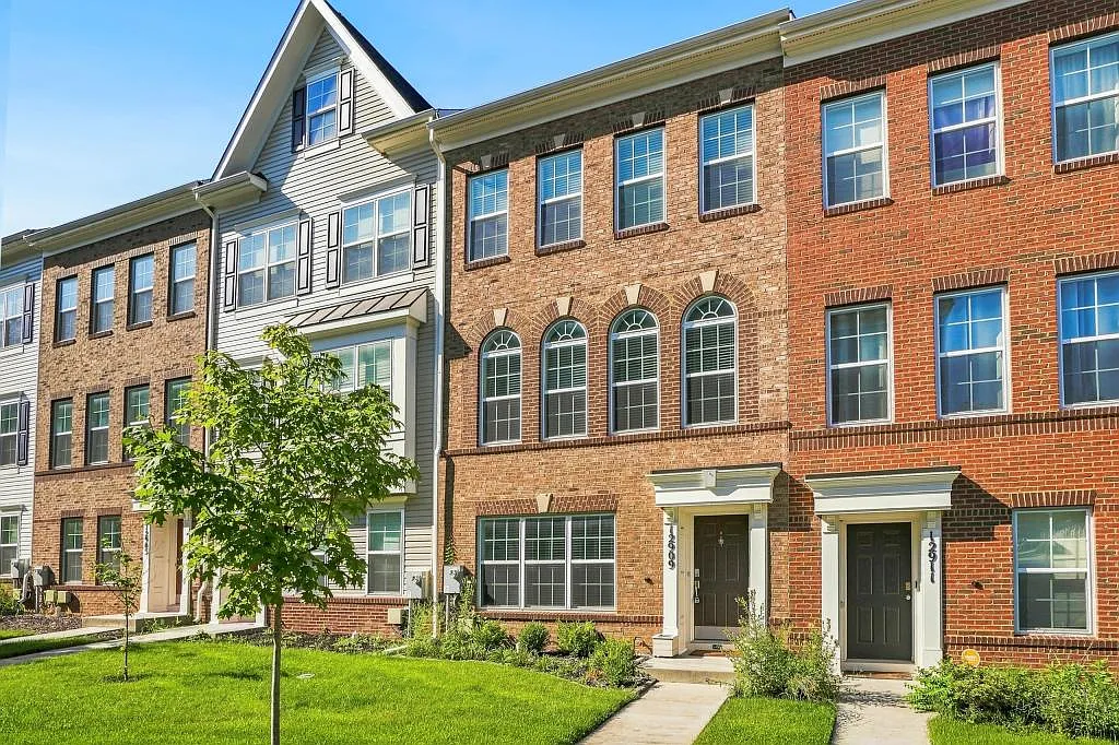 12909 Brickyard Blvd — Photo 2