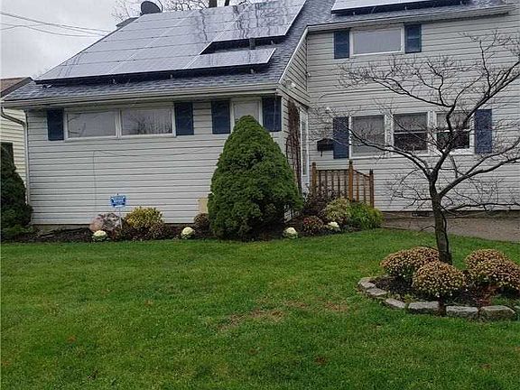 2nd image of 34 Gaulton Dr