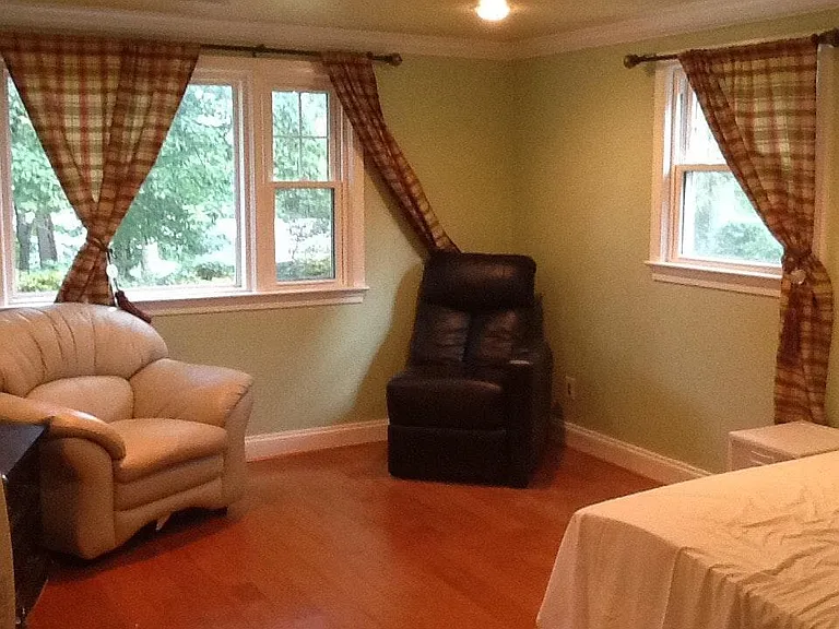8 Virginia Dr — Photo 14