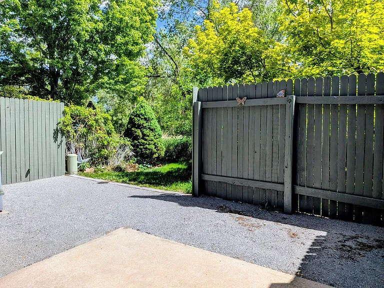 4240 Corriente Pl — Photo 15