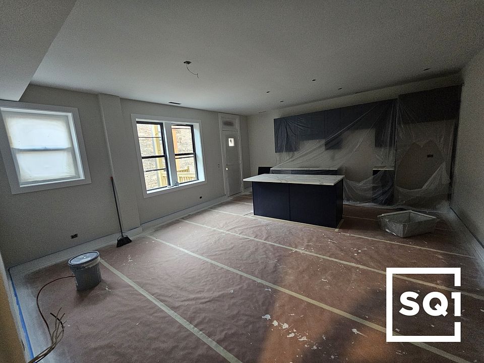 1st image of 2034 W Montrose Ave #2032-2B