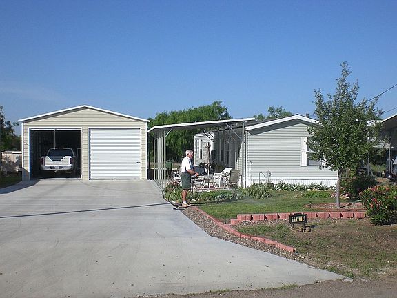 2nd image of 114 Mesquite St