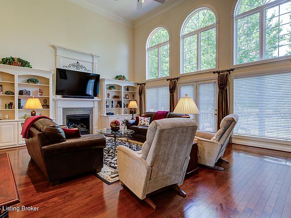5th image of 16824 Mallet Hill Dr