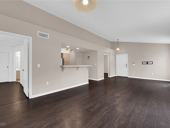 5th image of 7950 W Flamingo Rd Unit 2019