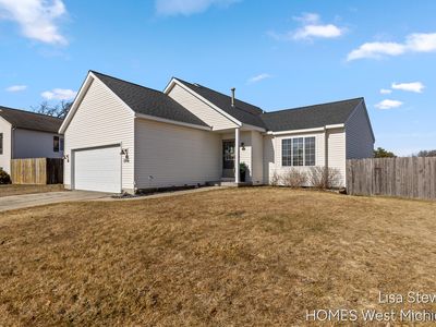 206 Pine Meadow Dr, Belding, MI, 48809