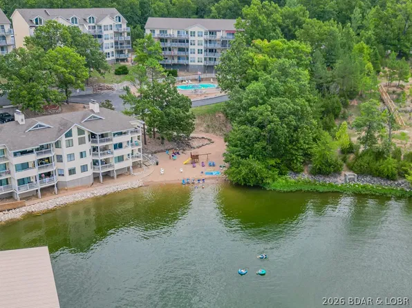 1481 Ledges Dr #842, Osage Beach, MO 65065