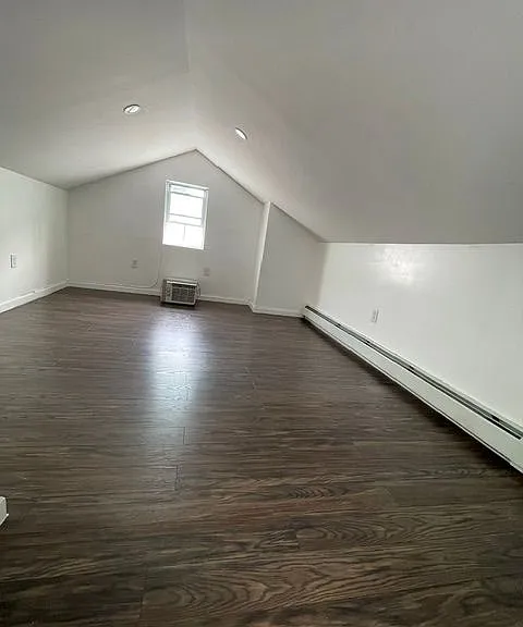 1865 Mulford Ave #2 — Photo 2