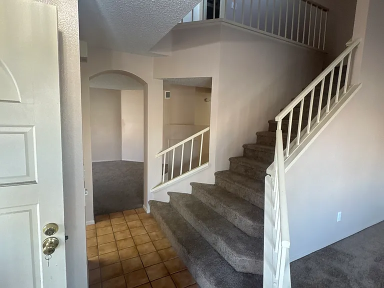 2901 Snow Creek Ln — Photo 5