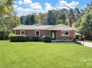 2010 Pine Top Dr, Gastonia, NC 28054