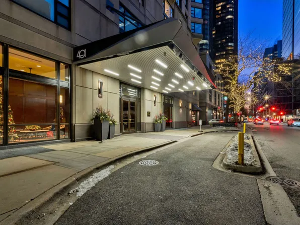 401 E Ontario St APT 707, Chicago, IL 60611