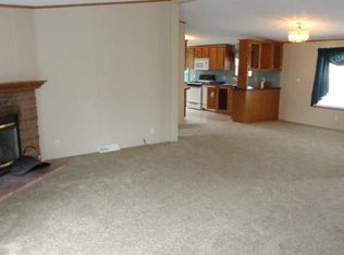 2542 Shakespeare Ln, Northville, MI 48167