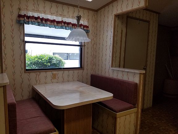 Great breakfast nook