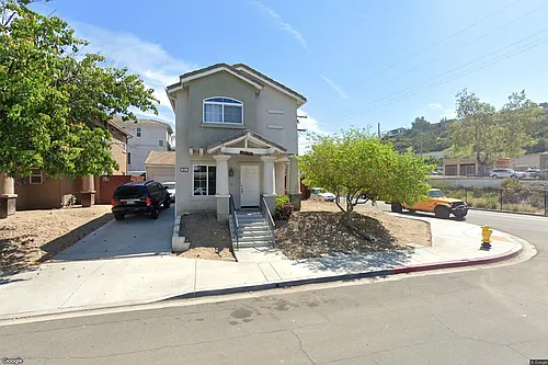 511 Stork St Photo 1