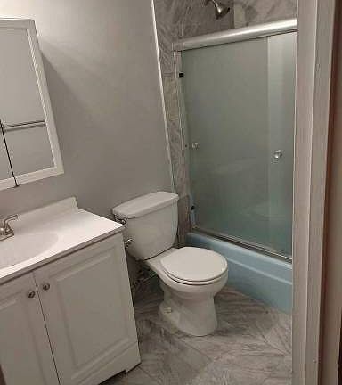 4th image of 2568 Cropsey Ave #3