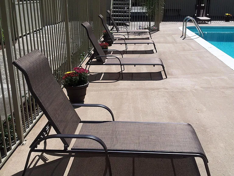 Blossom Hill Garden Apartments — Photo 11