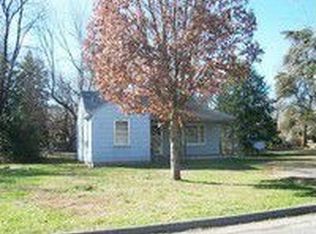 228 Edgewater Dr, Edgewater, MD 21037