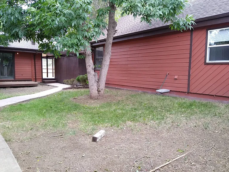 460 S Fenton St — Photo 41