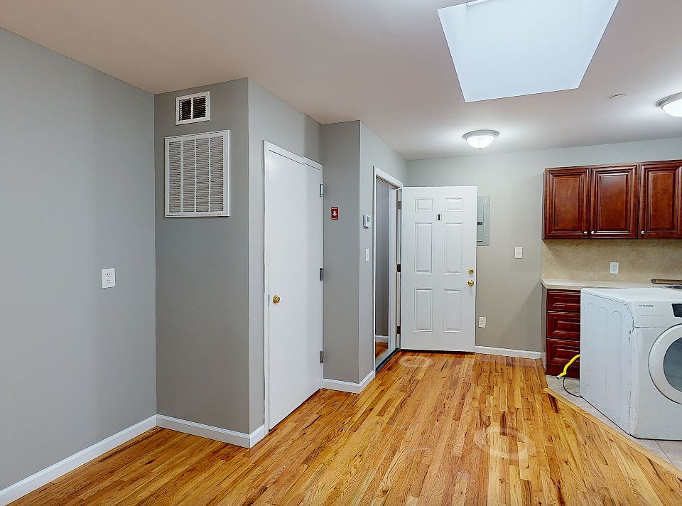 2nd image of 130 Osgood Ave #Wh