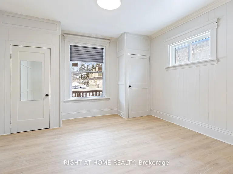 443 Ontario St #MAIN FLOOR — Photo 16