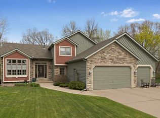 6649 Red Birch Ct, Lino Lakes, MN 55014