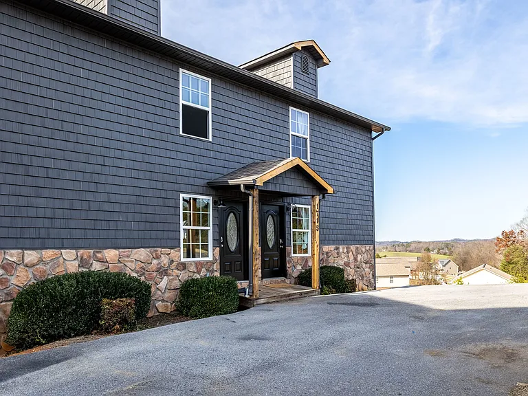 1707 Willow Trace Ct — Photo 14