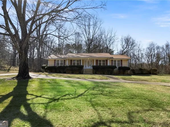 110 Church St, Bremen, GA 30110