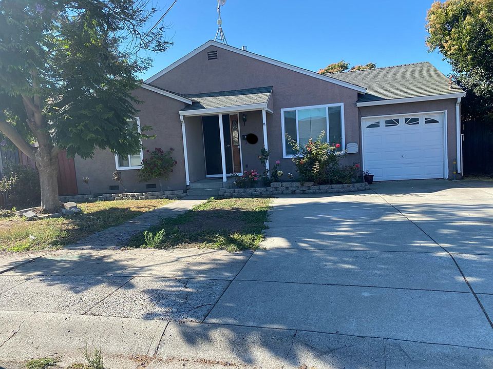 Street view of front of house