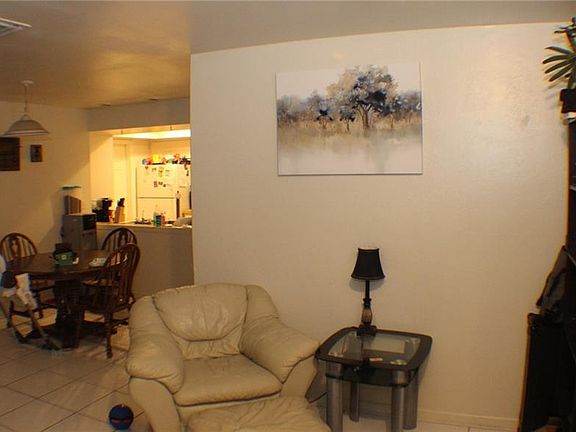 5th image of 4519 SW 8th Pl