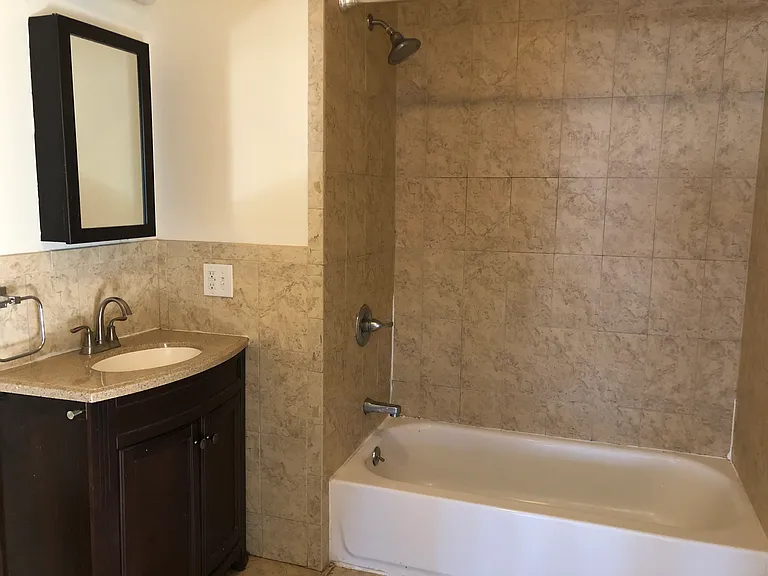 448 Palisade Ave #302 — Photo 9