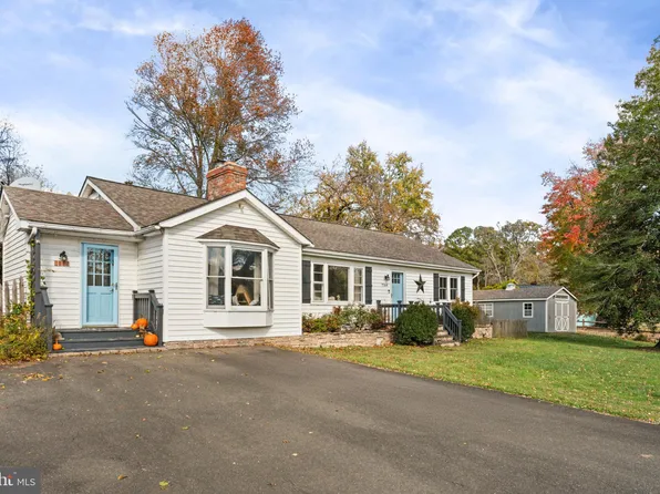 7164 Bunker Hill Rd, The Plains, VA 20198
