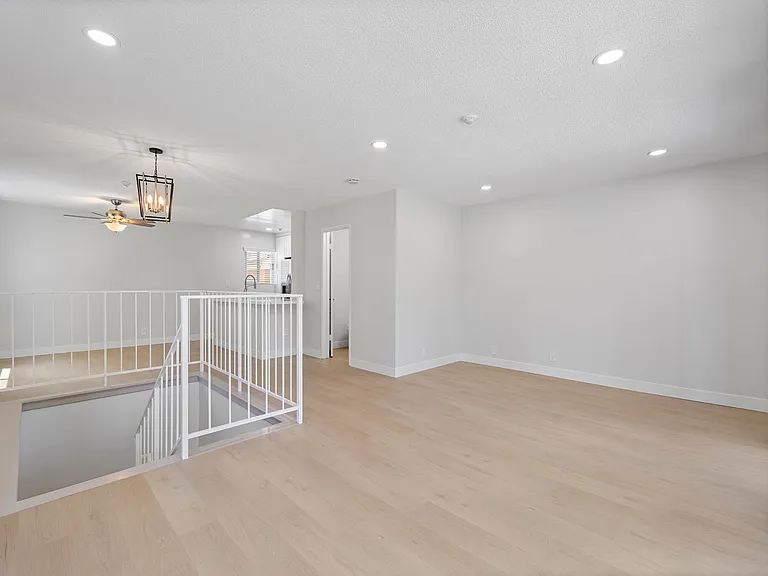1822 Spreckels Lane — Photo 9