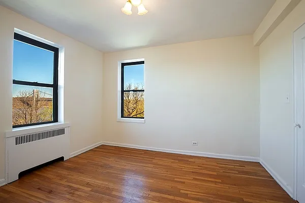 Sold by Compass | media 4