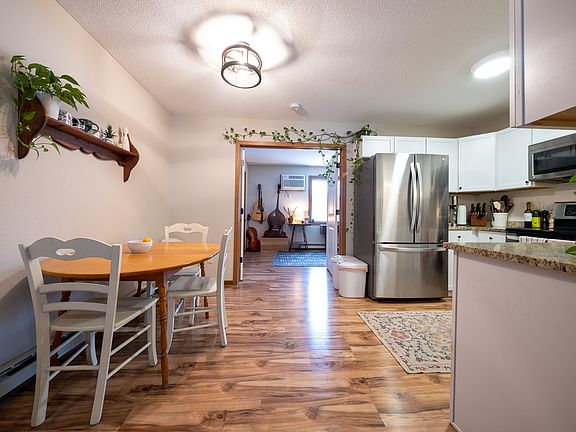 Kitchen/Dinette