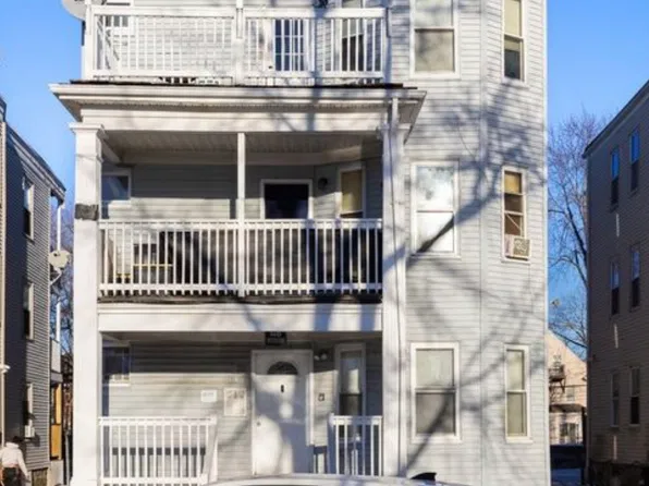 22 Melbourne St #1, Dorchester Center, MA 02124