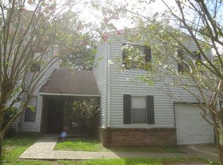 705 Pine Tree Trl, Atlanta, GA 30349