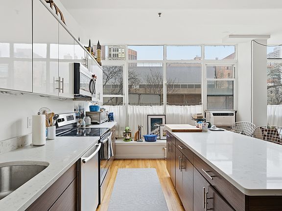 5th image of 114 E 28th St APT 2A