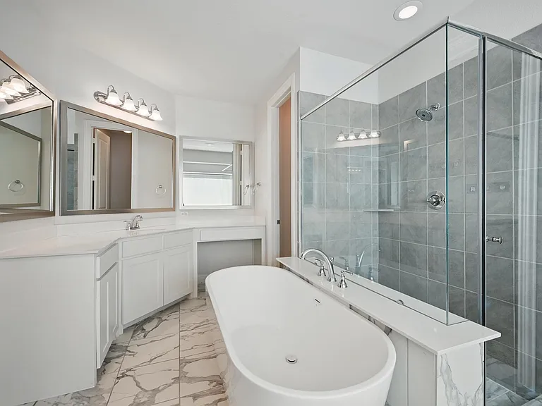 3010 Barefoot Ln — Photo 6