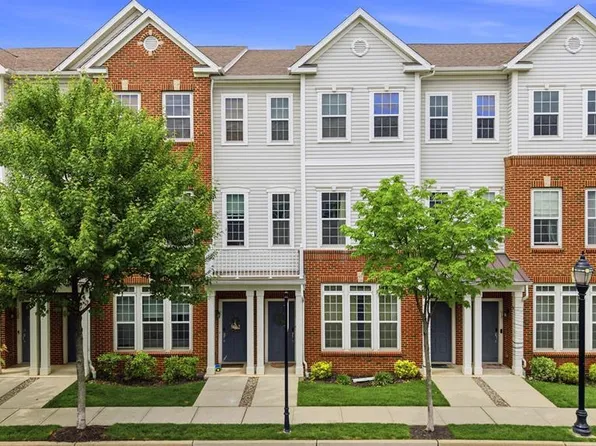 93 Wesmont Dr, Wood Ridge, NJ 07075