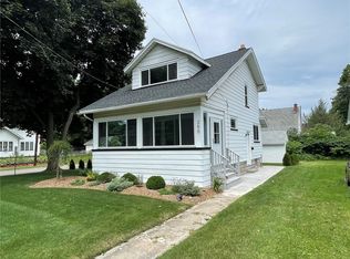 250 Stonewood Ave, Rochester, NY 14616