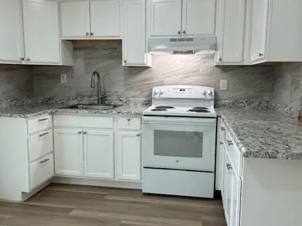 R1257 SW Plummer Avenue