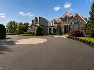 22786 Creighton Farms Dr, Leesburg, VA 20175