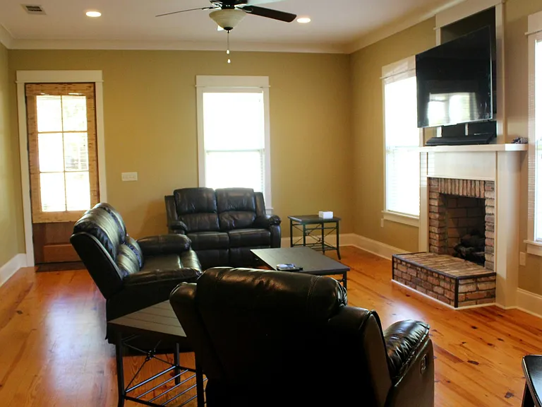 95 Bellegrass Blvd — Photo 3