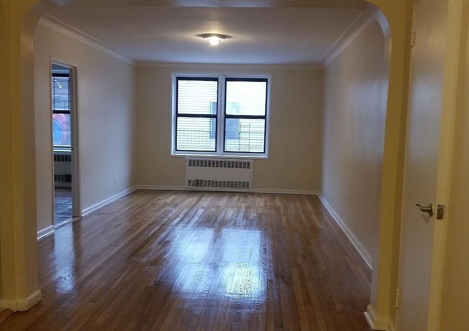 1st image of 520 E 21st St APT 5R