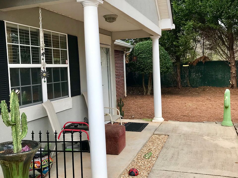 1st image of 2927 Florence Dr