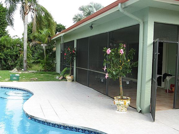 3rd image of 6309 NW 66th Way