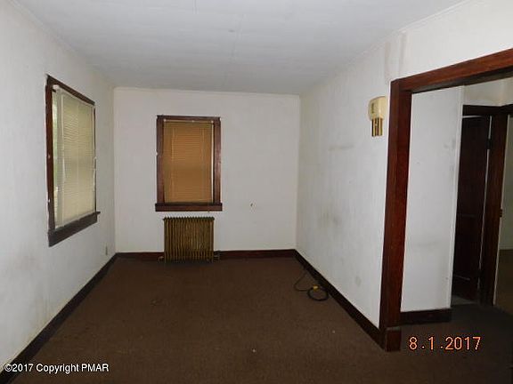 3rd image of 229 Pokona Ave