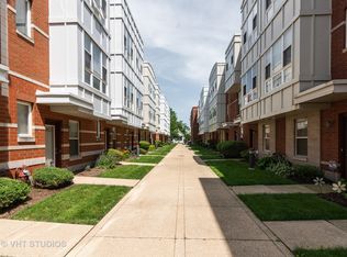3238 N Kilbourn Ave UNIT 12, Chicago, IL 60641