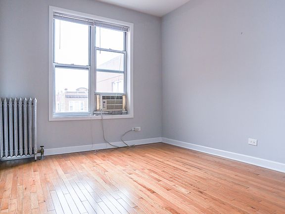 5th image of 5037 N Clark St #2E